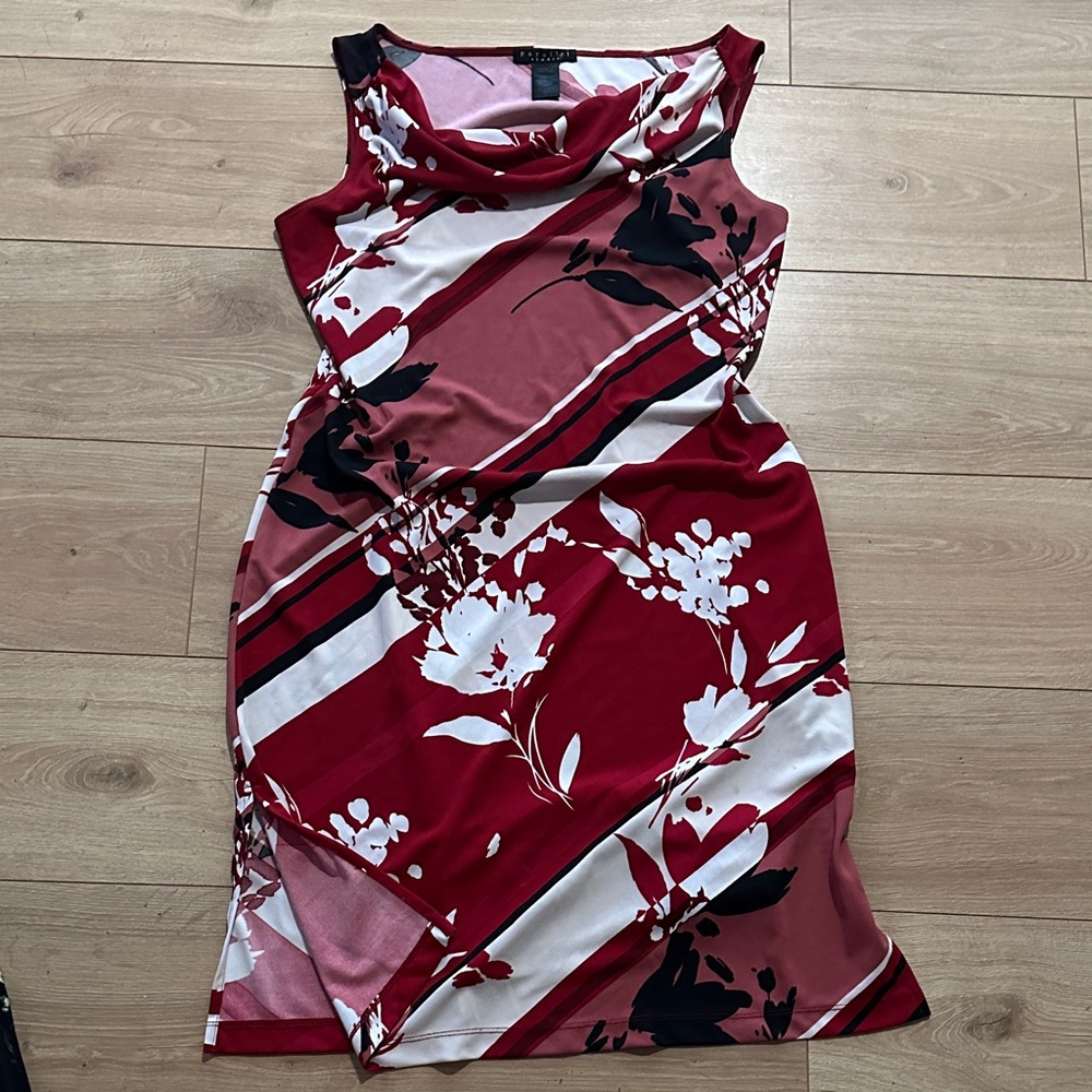 Elegant Floral Midi Dress in Red and Black